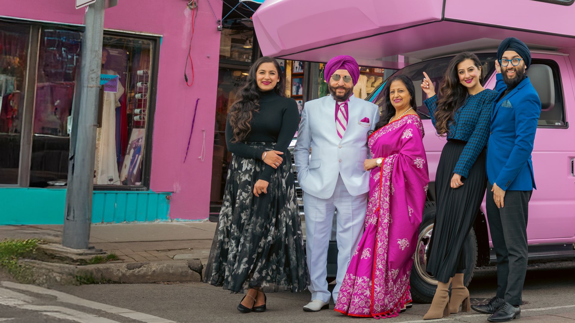 Bollywed - Farbenrausch & Hochzeitsglück