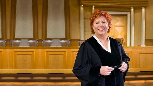 Richterin Barbara Salesch Richterin Barbara Salesch Folge 1033: Amelies Mission