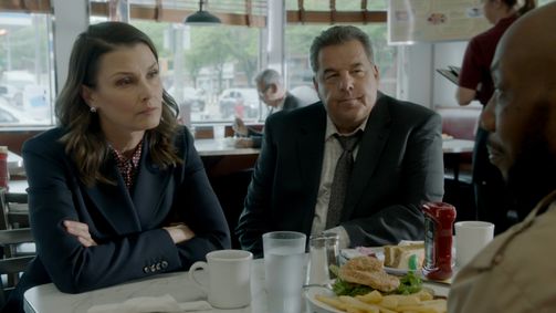 Blue Bloods - Crime Scene New York BLUE BLOODS - 14. STAFFEL B Folge 15: Schöner wohnen