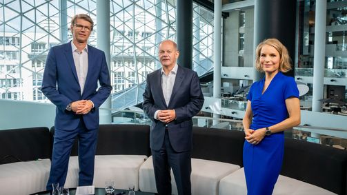 Das SAT.1 Sommerinterview Das SAT.1 Sommerinterview Folge 3: Interview mit Olaf Scholz