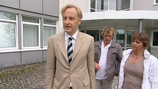 Die 2 - Anwälte mit Herz Staffel 01 Folge 4: Schimmelplage und Terrornachbarn