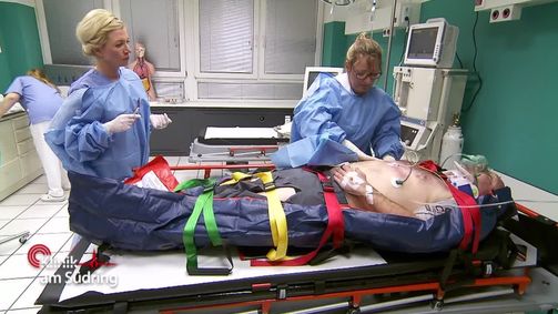 Klinik am Südring Staffel 2016 Folge 194: Platt gemacht