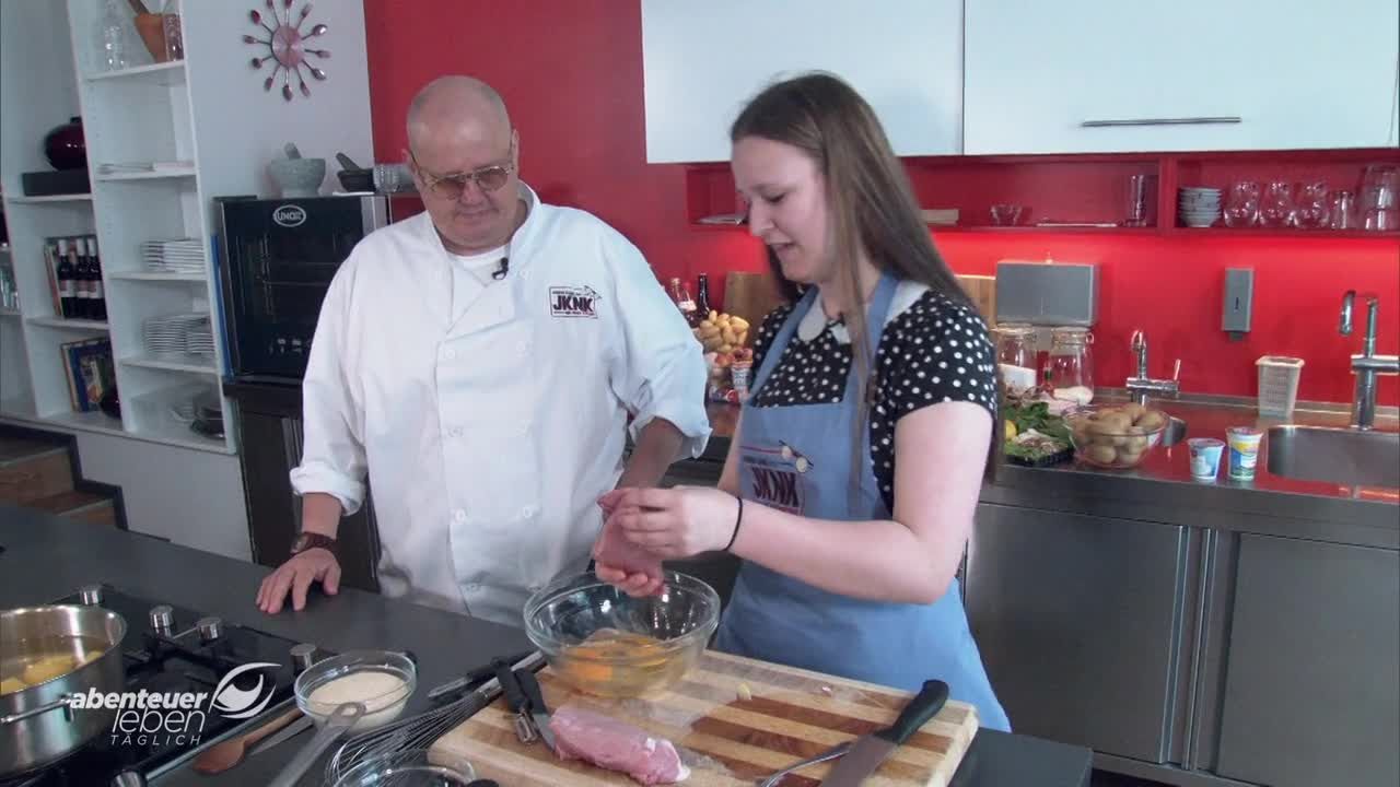 JKNK Schnitzel mit Kartoffel-Gurkensalat