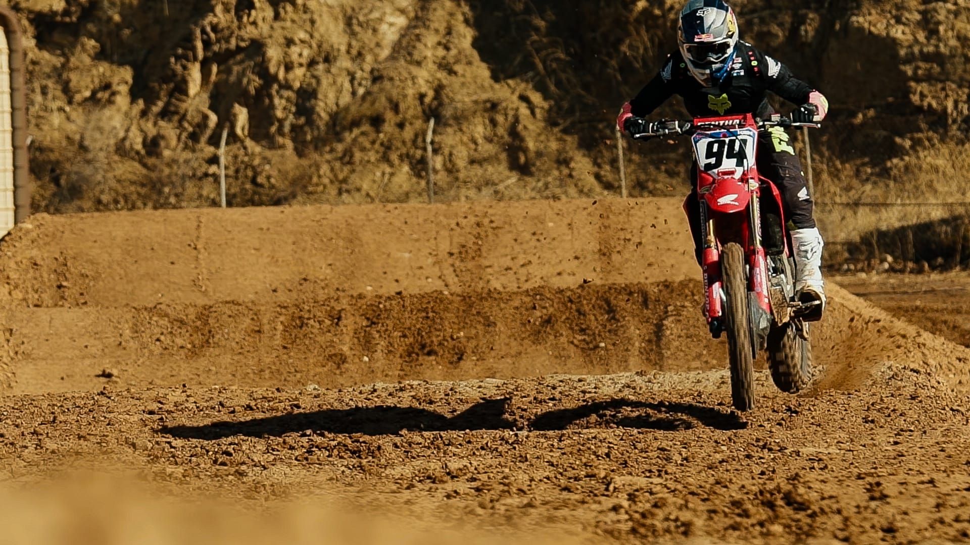 Justin Barcia goes for three in a row