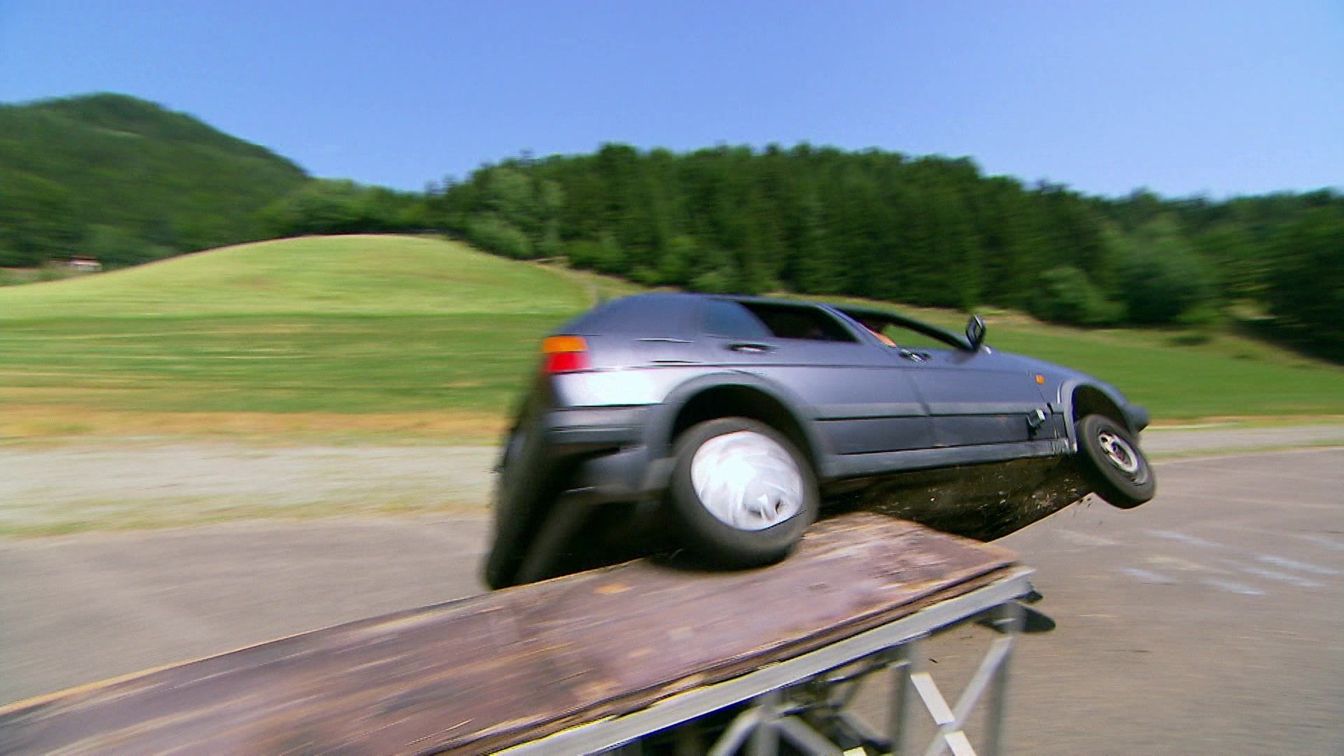 Speedgangster im Auto-Dreikampf u.v.m.