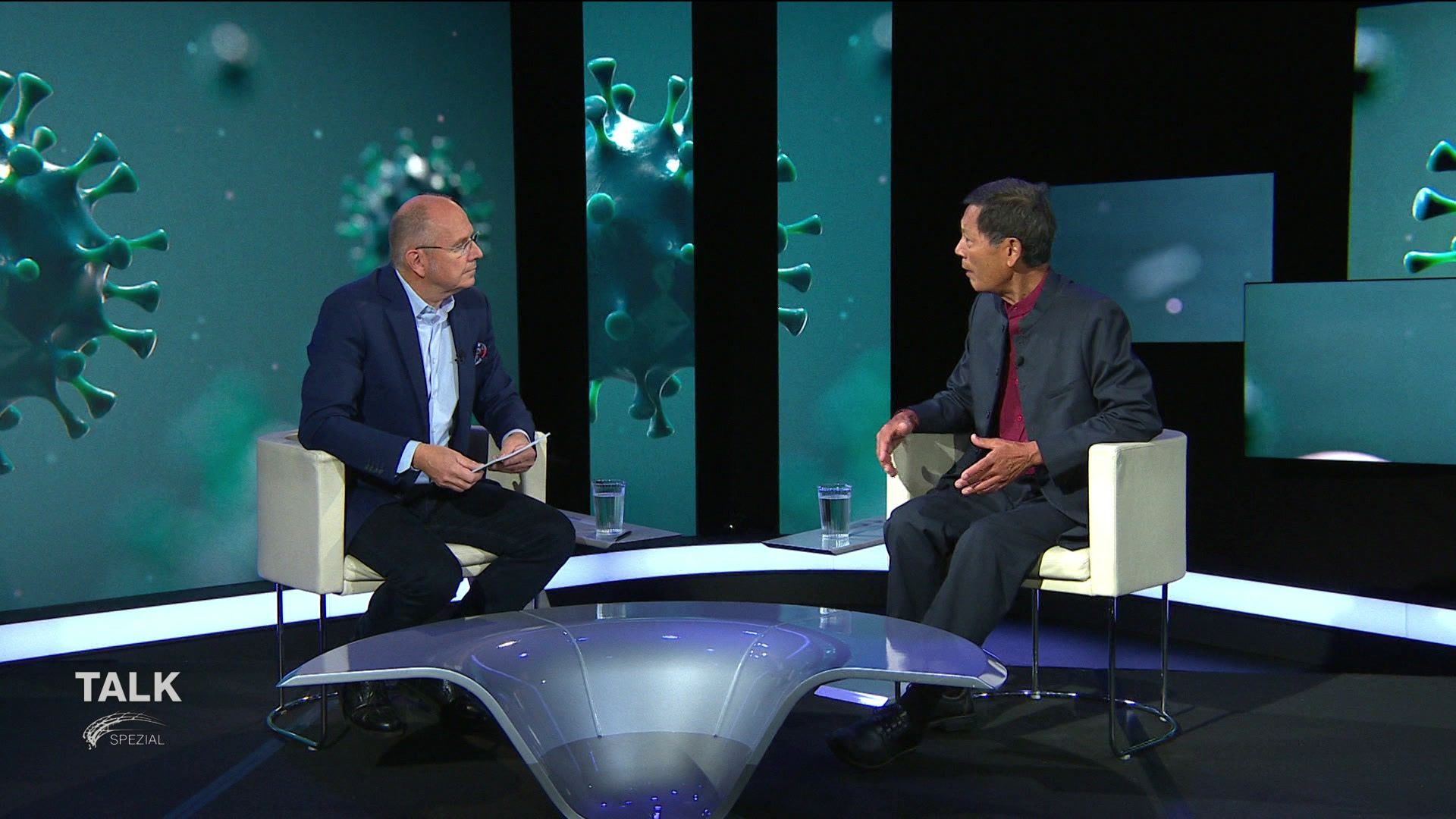 Corona: Nur Fehlalarm? Talk Spezial mit Prof. Dr. Sucharit Bhakdi