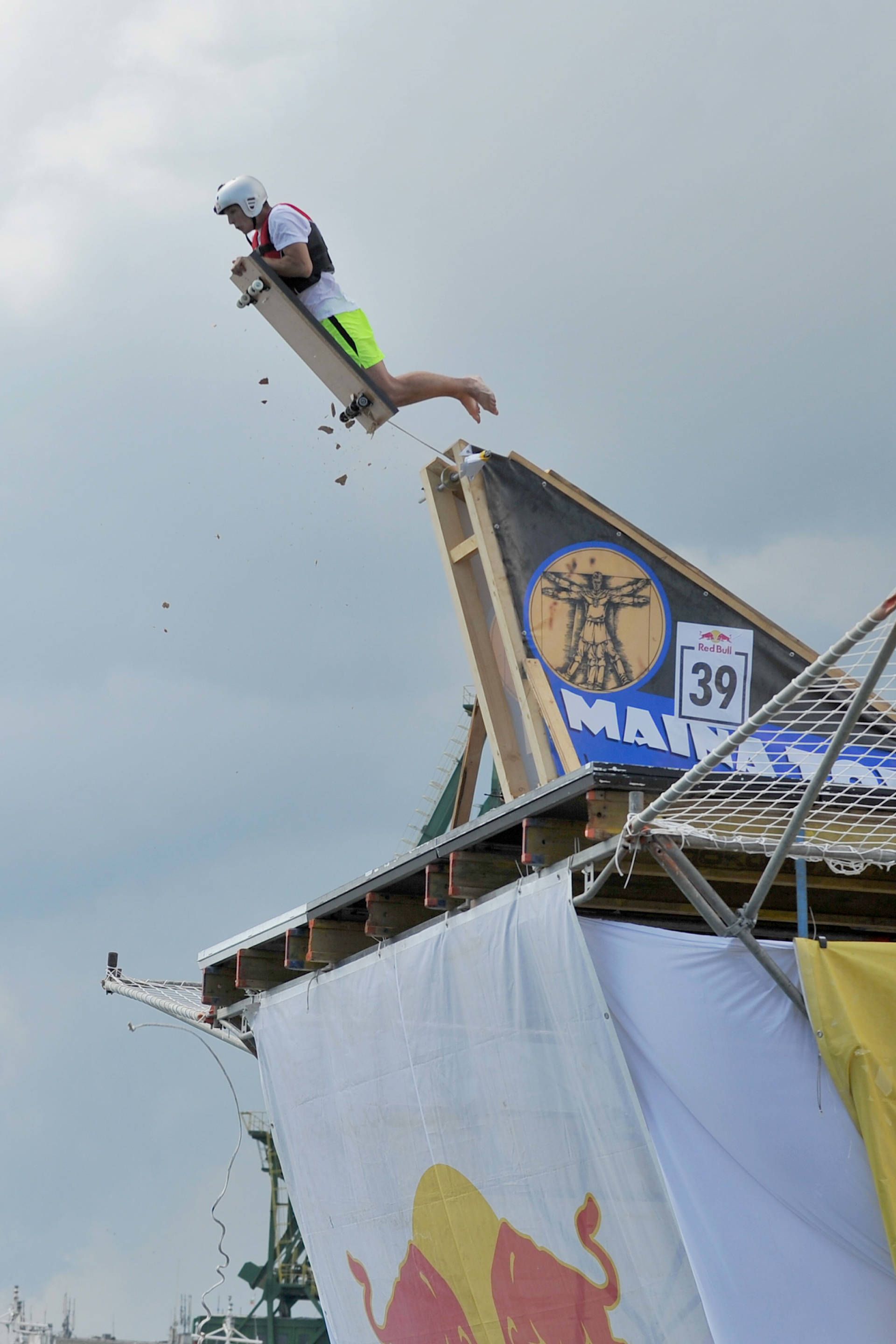 Red Bull Flugtag S2 E2: Bulgarien 2016