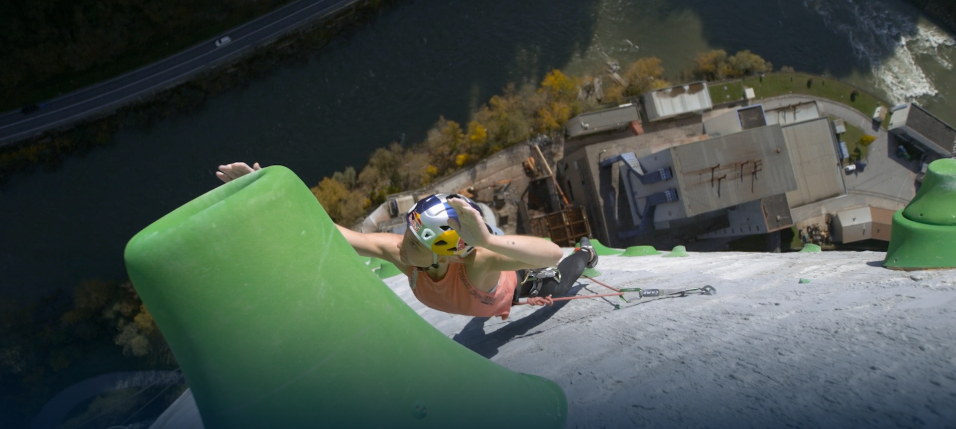 The Clip Show S1 E2: Double-Flip mit Schneemobil