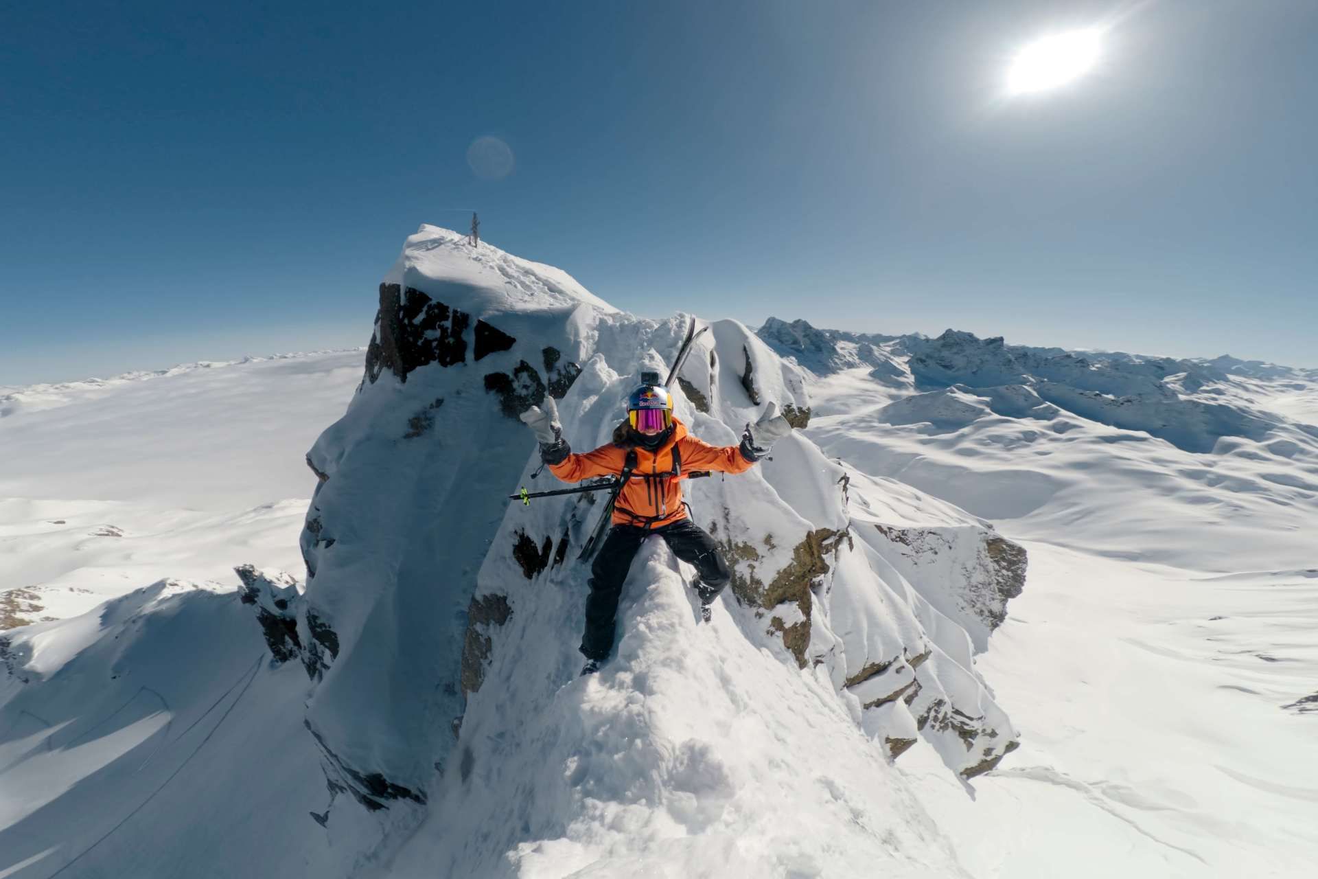 Freeski Film: BACKYARD by Nadine Wallner