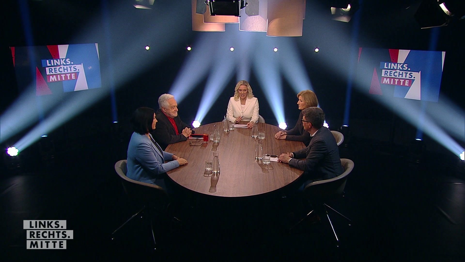 Ruf nach Corona-Lockerungen / Krach in der Koalition / Streit um Sprache