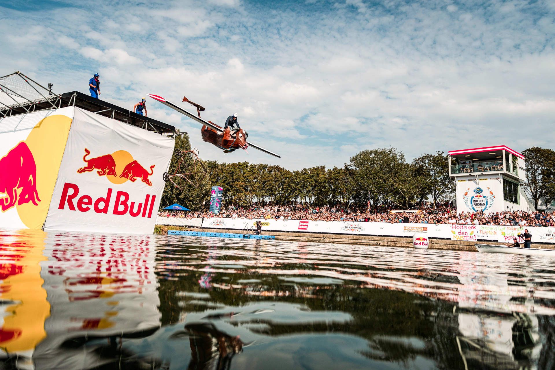 Red Bull Flugtag S3 E1: Top 10 kulturelle Hommagen