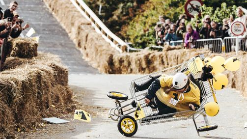 Red Bull Seifenkistenrennen Verrückteste Unfälle – Red Bull Seifenkistenrennen Folge 4: Die besten Stürze und Smashes des Jahres 2017