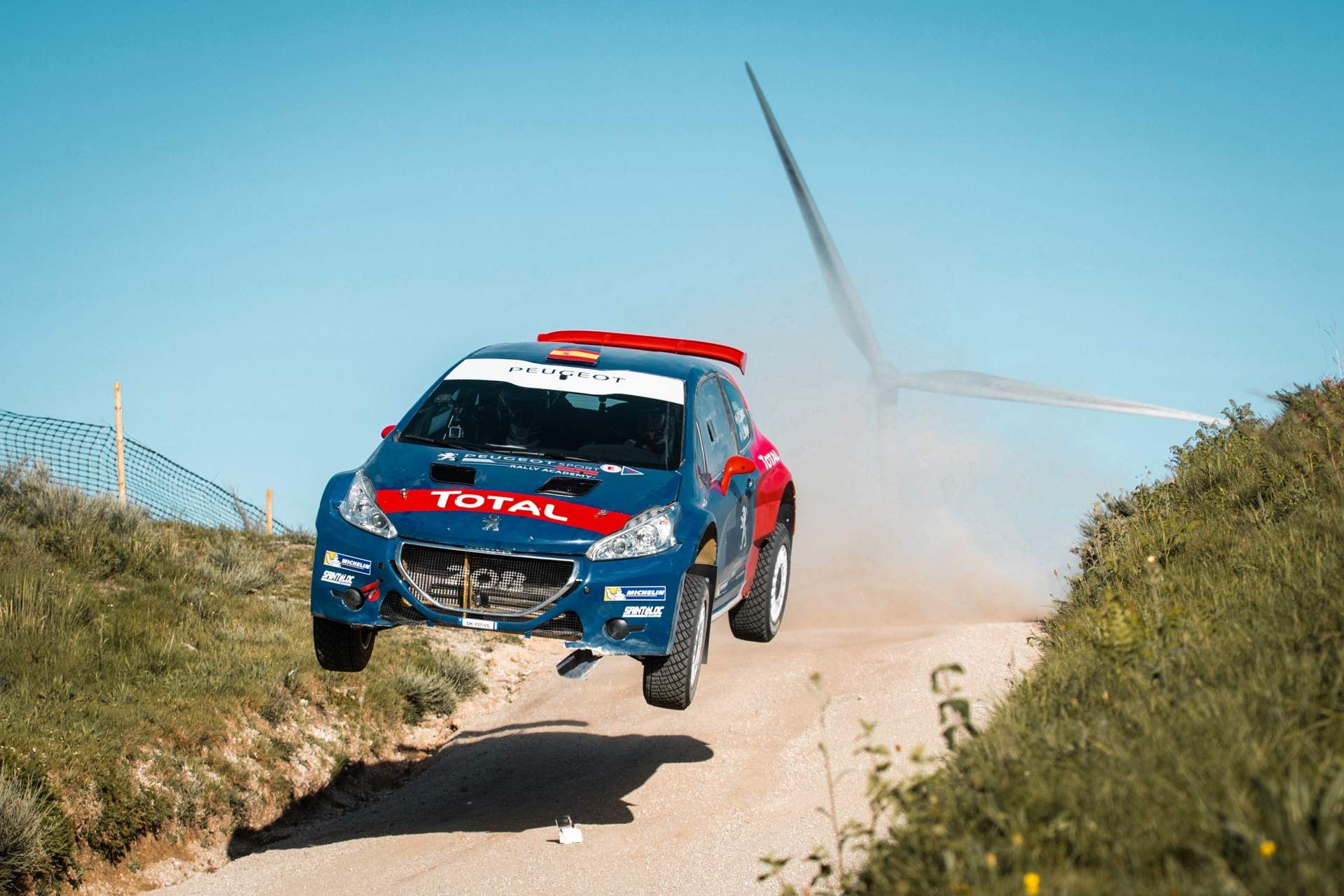 Live to Compete S1 E3: Carlos Sainz - El Matador