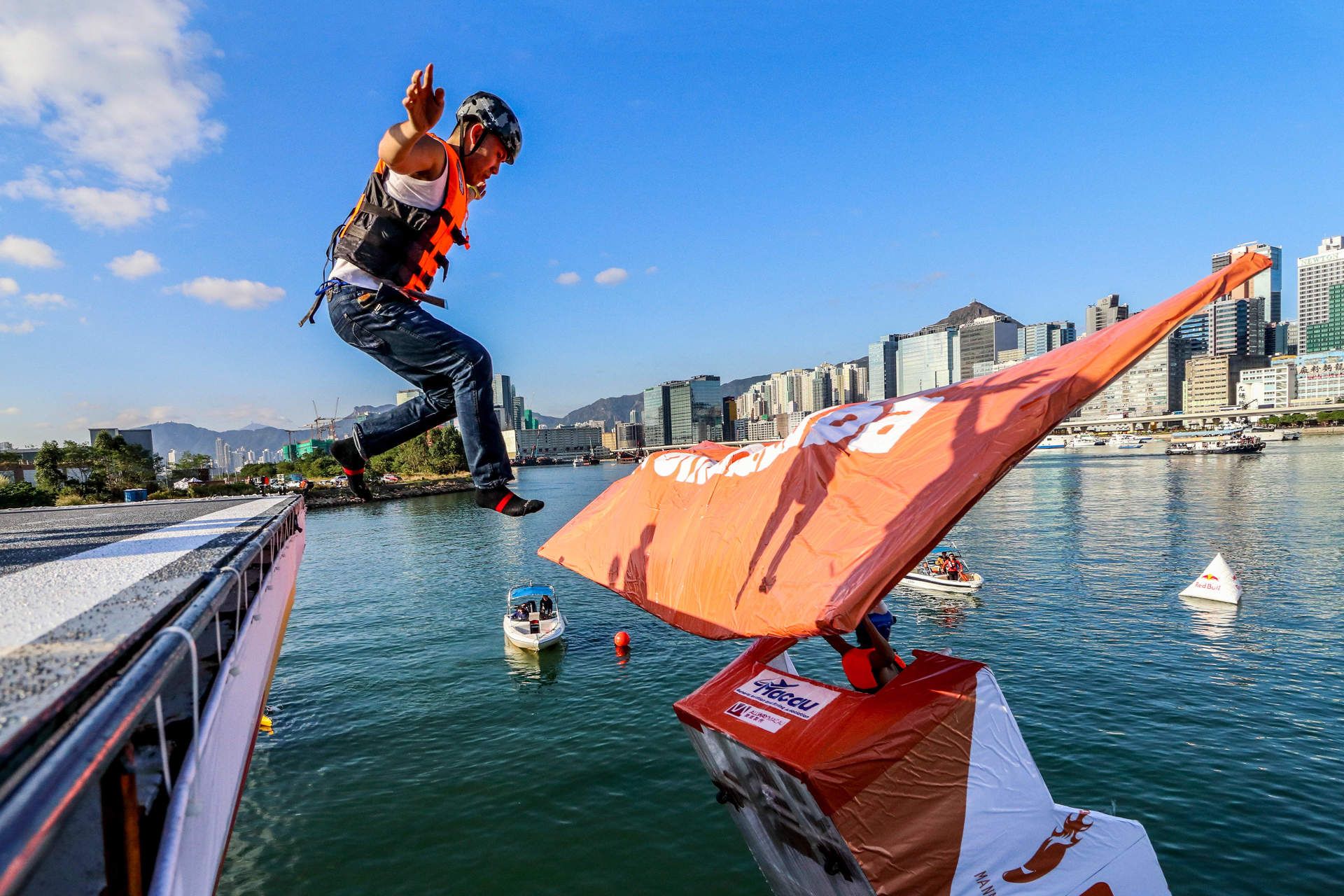 Red Bull Flugtag S2 E6: Hong Kong 2016