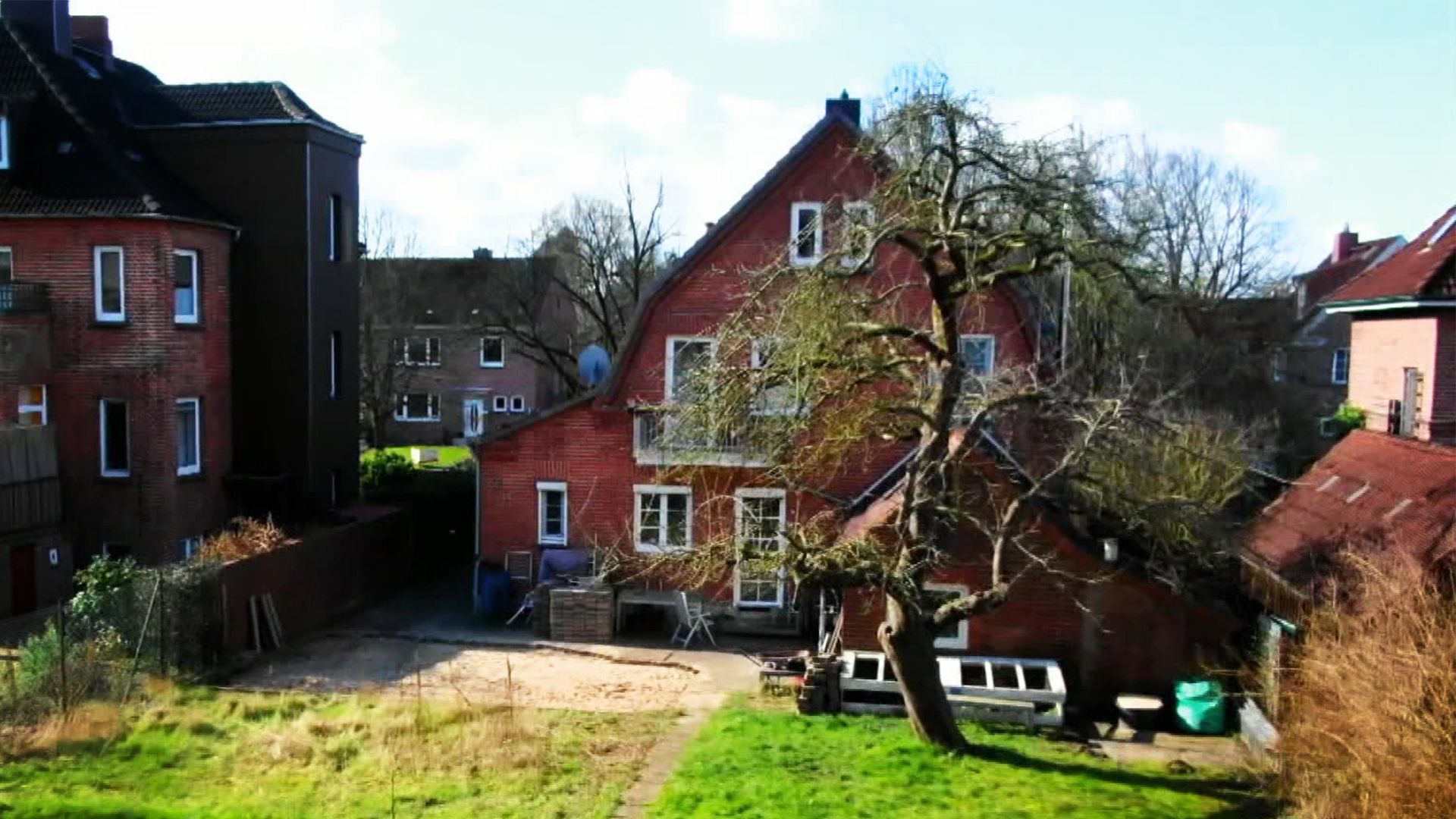 Zierteich und Zaubernuss