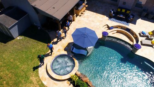 Pool mit Sternenhimmel