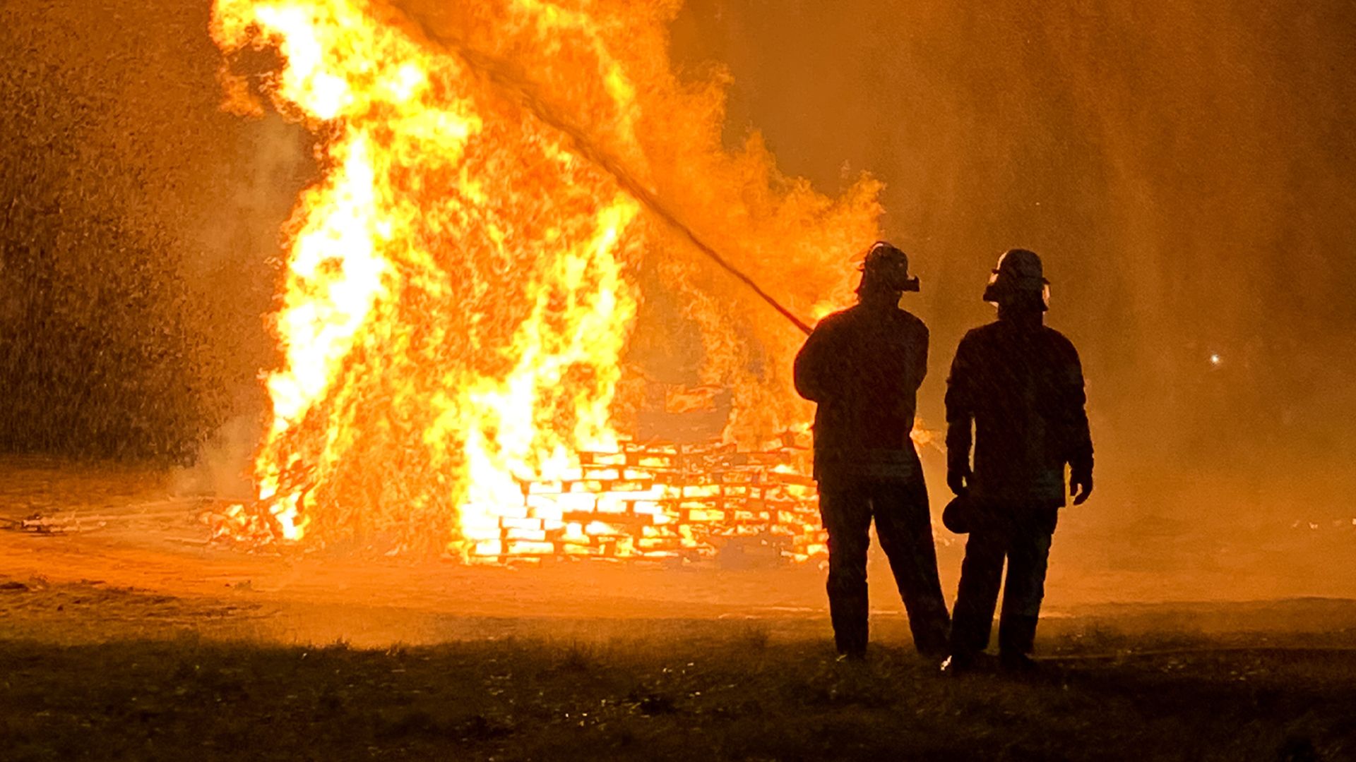 112: Feuerwehr im Einsatz