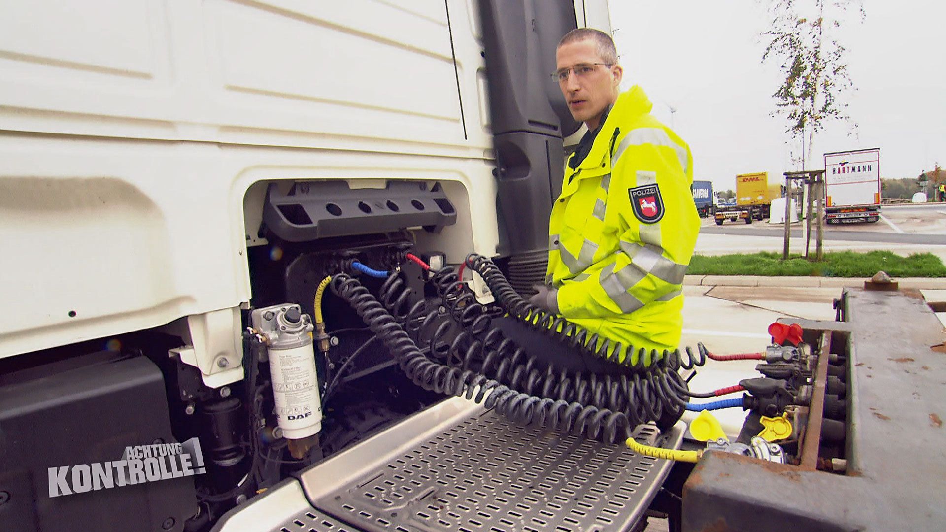 Ungewöhnliches LKW-Gespann - Polizei Lüneburg