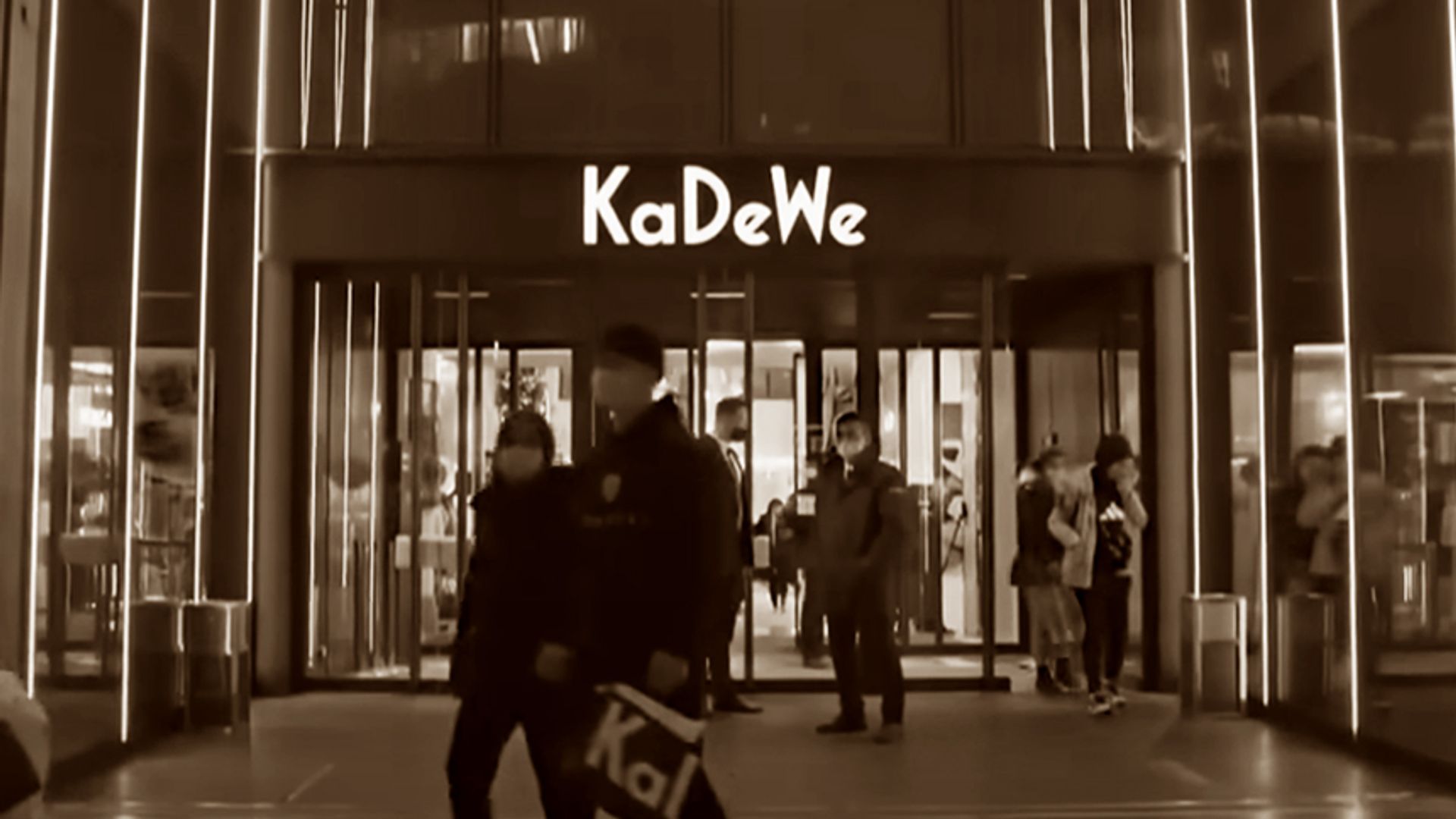 Luxus-Shopping der Extraklasse - Warum ist das KaDeWe so erfolgreich? (2020)