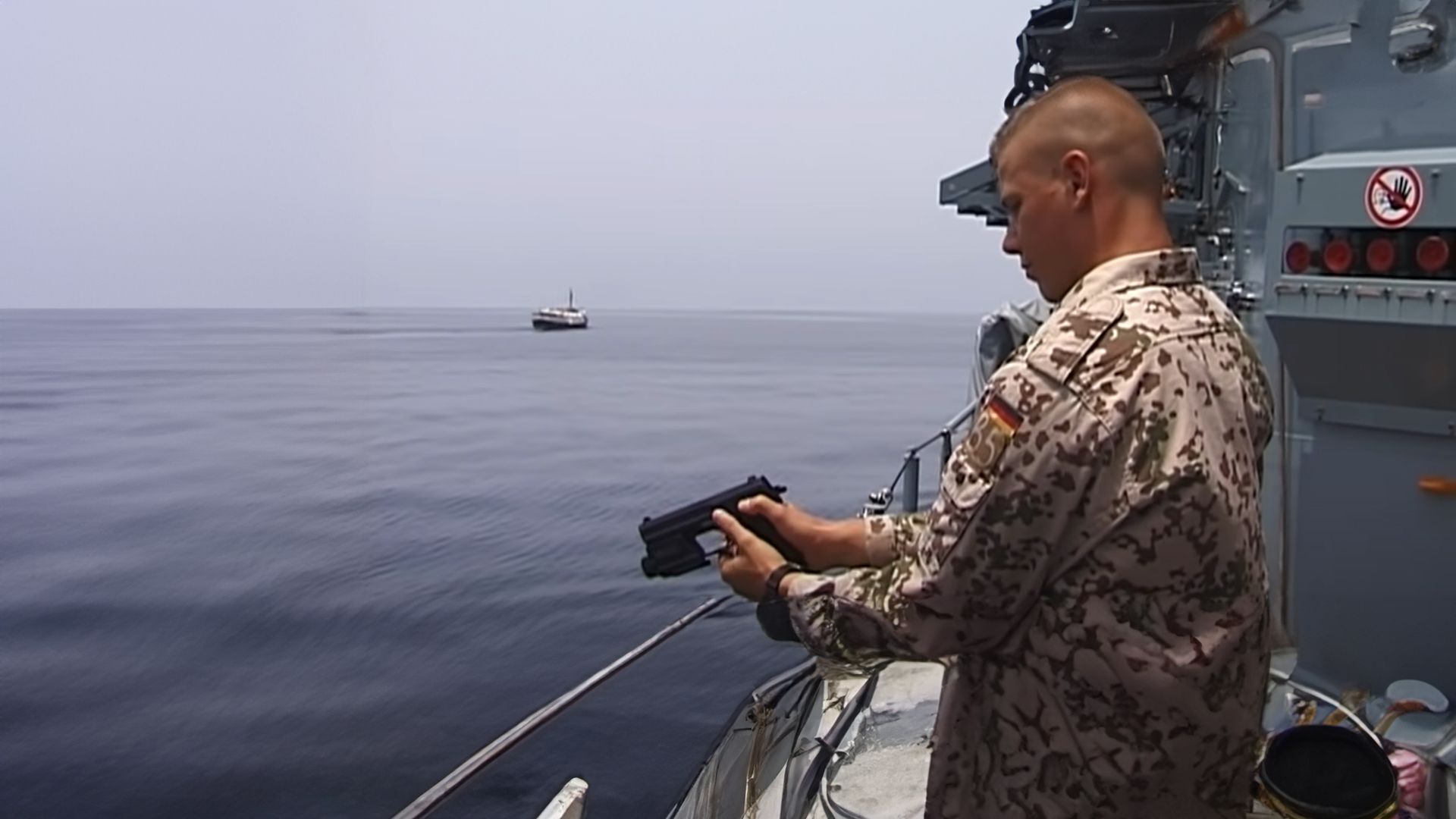 Operation Piratenjagd: Schiff unter Beschuss!