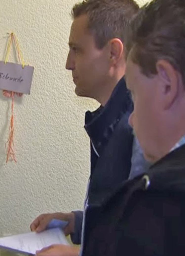 Kampf gegen Schulschwänzer - Wenn die Polizei vor der Tür steht! Teil 1