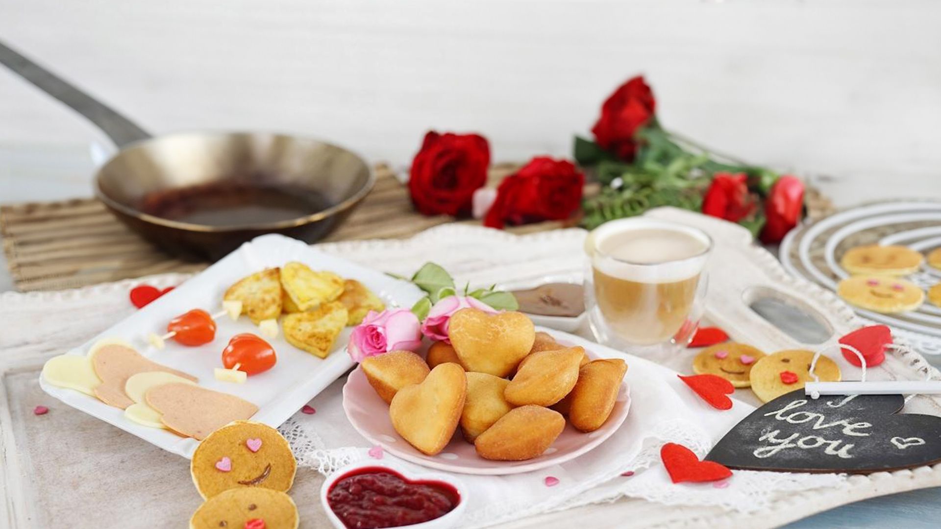 10 Frühstücks-Ideen zum Valentinstag / Brunch