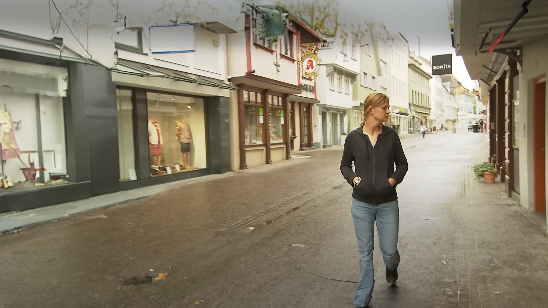 Obdachlos als Frau: Der harte Überlebenskampf von Frauen auf der Straße