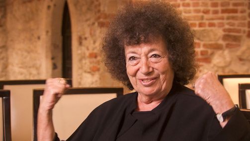 Elizabeth Toni Spira - Ich bin nicht wichtig Elizabeth Toni Spira - Ich bin nicht wichtig Folge 1: Elizabeth Toni Spira - Ich bin nicht wichtig