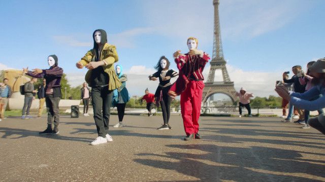 Find me in Paris: Flashmob