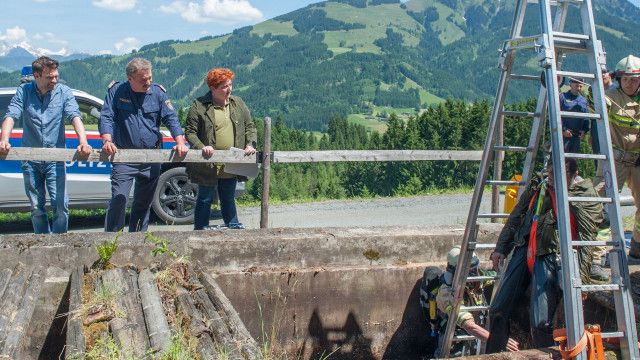 Soko Kitzbühel: Auf gute Nachbarschaft (1/15)