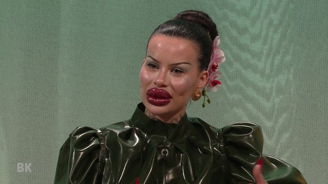 Barbara Karlich - Talk um 4: Naturschönheit trifft Beautyqueen