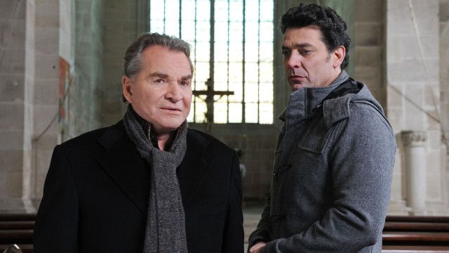 Mord in bester Gesellschaft - Der Fluch der bösen Tat