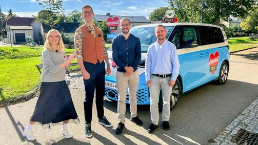 Herzblatt Taxi - Liebe zum Mitnehmen Herzblatt Taxi - Liebe zum Mitnehmen Folge 2: Herzblatt Taxi - Liebe zum Mitnehmen (2/8)