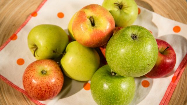 Schmatzo: Der Apfel