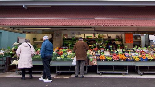 Bei uns daham Bei uns daham Folge 4: Bei uns daham: Am Floridsdorfer Schlingermarkt