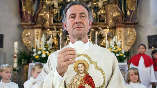 Soko Kitzbühel Staffel 8 Soko Kitzbühel Staffel 8 Folge 20: Soko Kitzbühel: Tödliche Hostie (8/13)