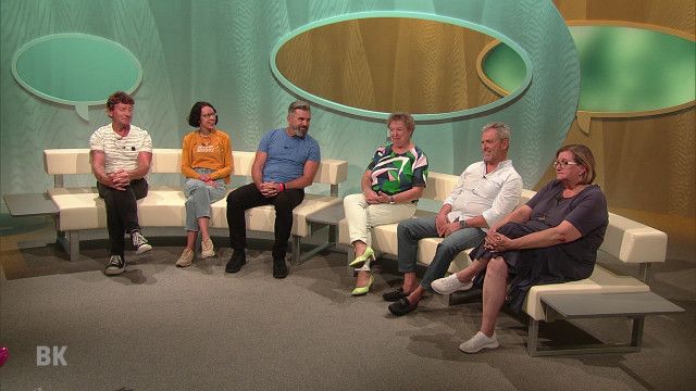 Barbara Karlich - Talk um 4: Urlauber treffen Reisende