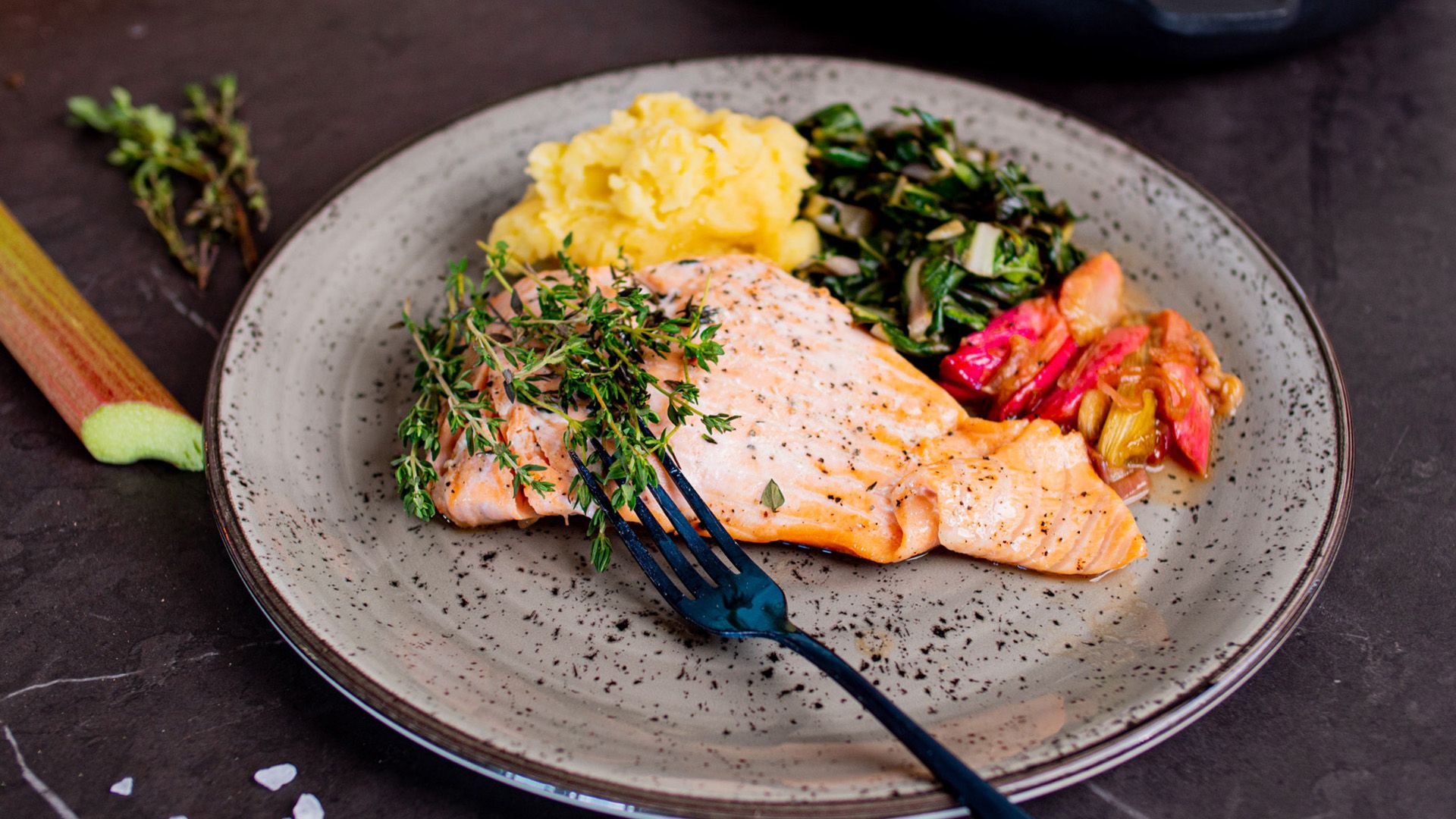 Diese Lachs Pfanne hat eine besondere Zutat
