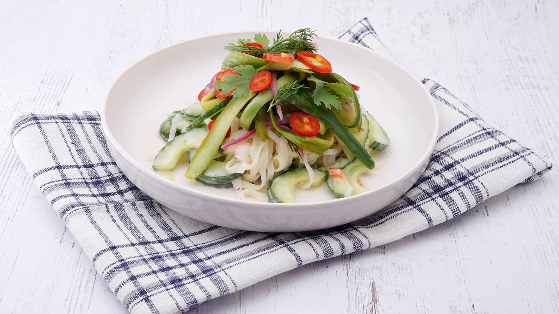 Asiatischer Gurkensalat