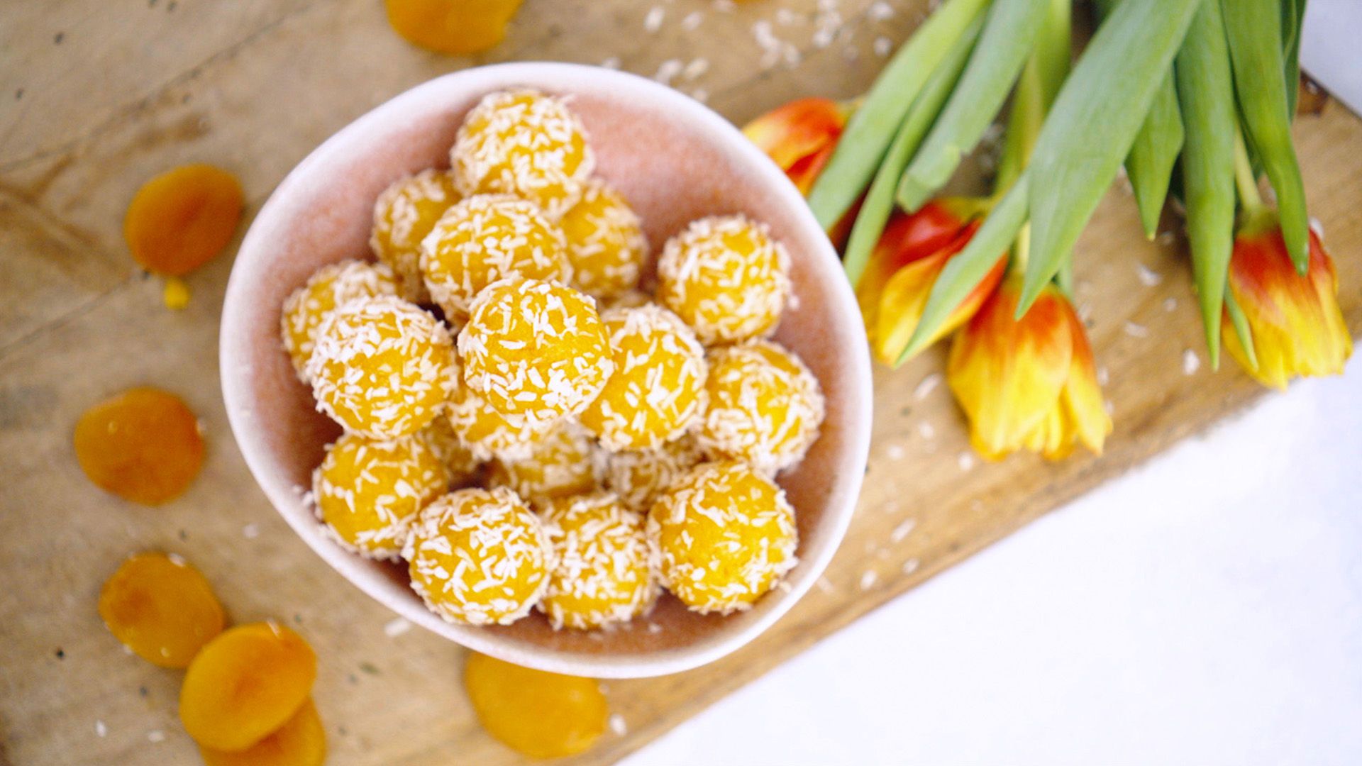 Marillen-Kokosballs