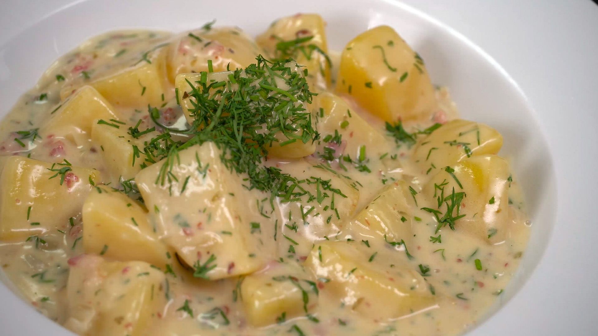 Feines saures Kartoffelgemüse, perfekt als Hauptgericht und Beilage
