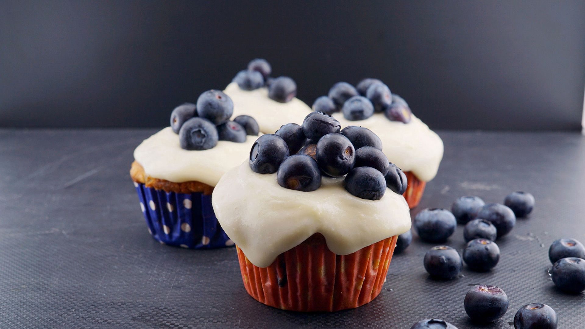 Bananen-Heidelbeer-Muffins