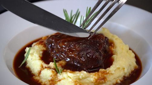 Letitcook, auch du kannst kochen Letitcook, auch du kannst kochen - Staffel 1 Folge 7: Butterzarte geschmorte Kalbsbäckchen