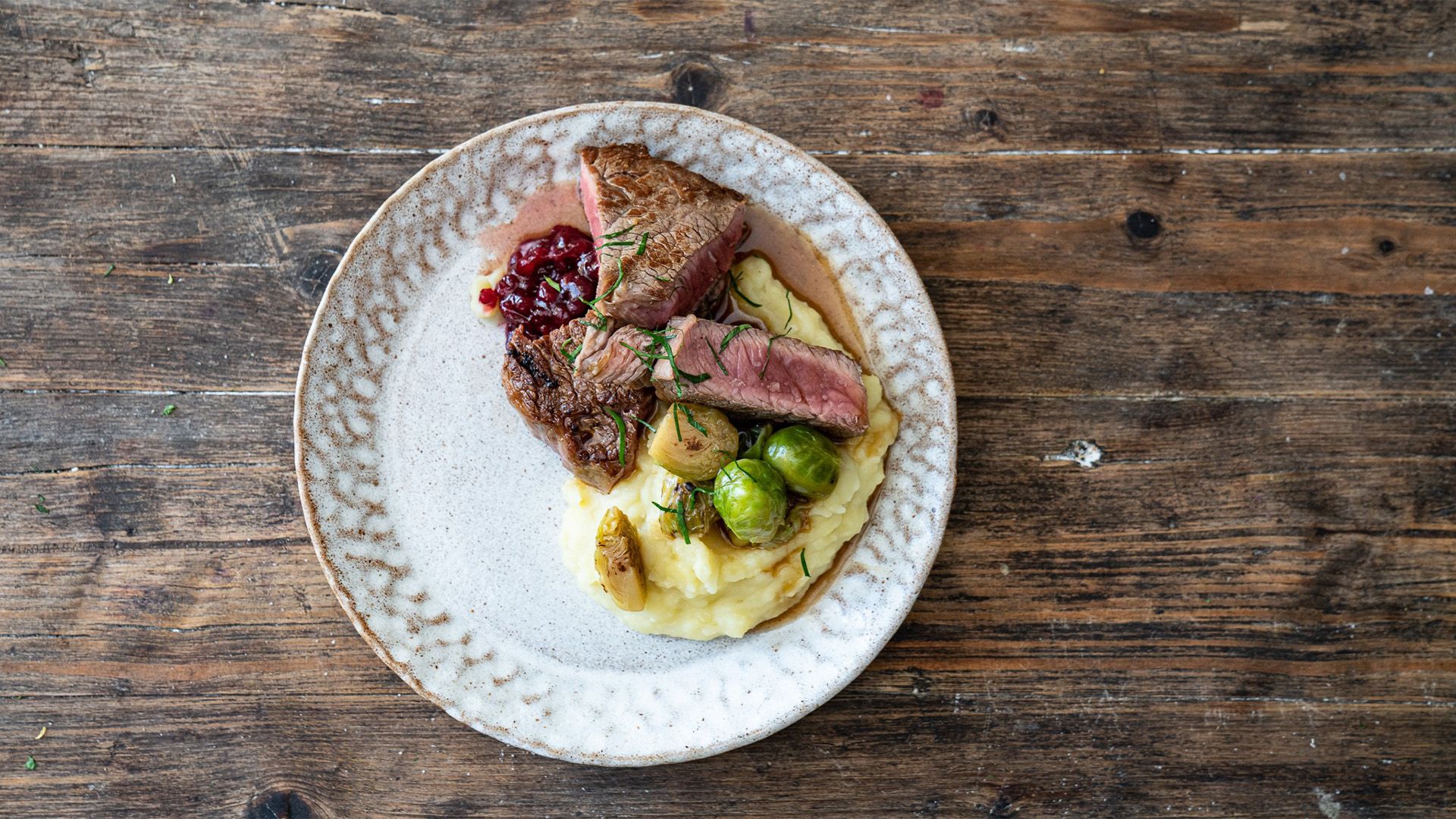 Steak mit Beilagen