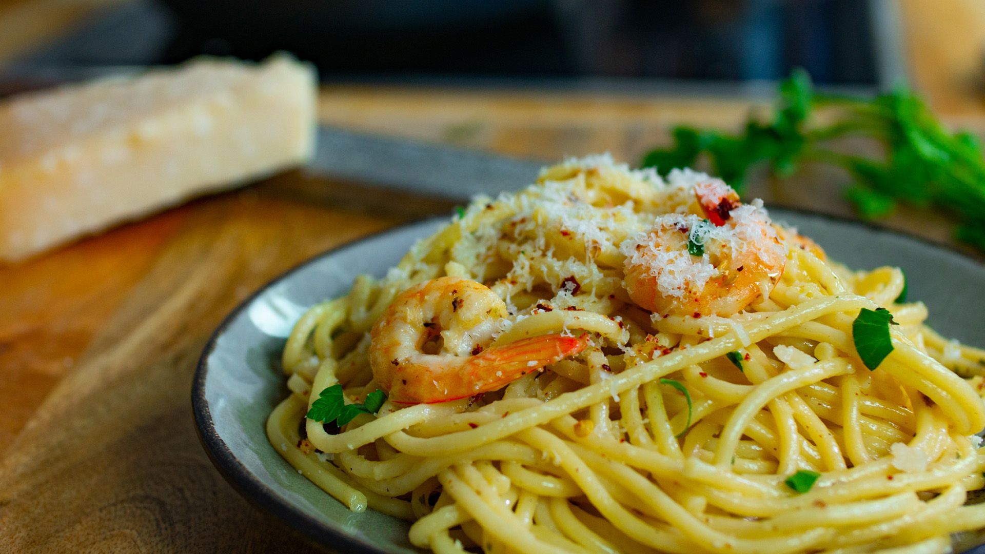 Spaghetti mit Knoblauch und Garnelen