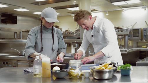 Die besten Köche der Welt - Zu Gast im Ikarus Die besten Köche der Welt - Zu Gast im Ikarus - Staffel 13 Folge 3: Sterneküche für zuhause (3)