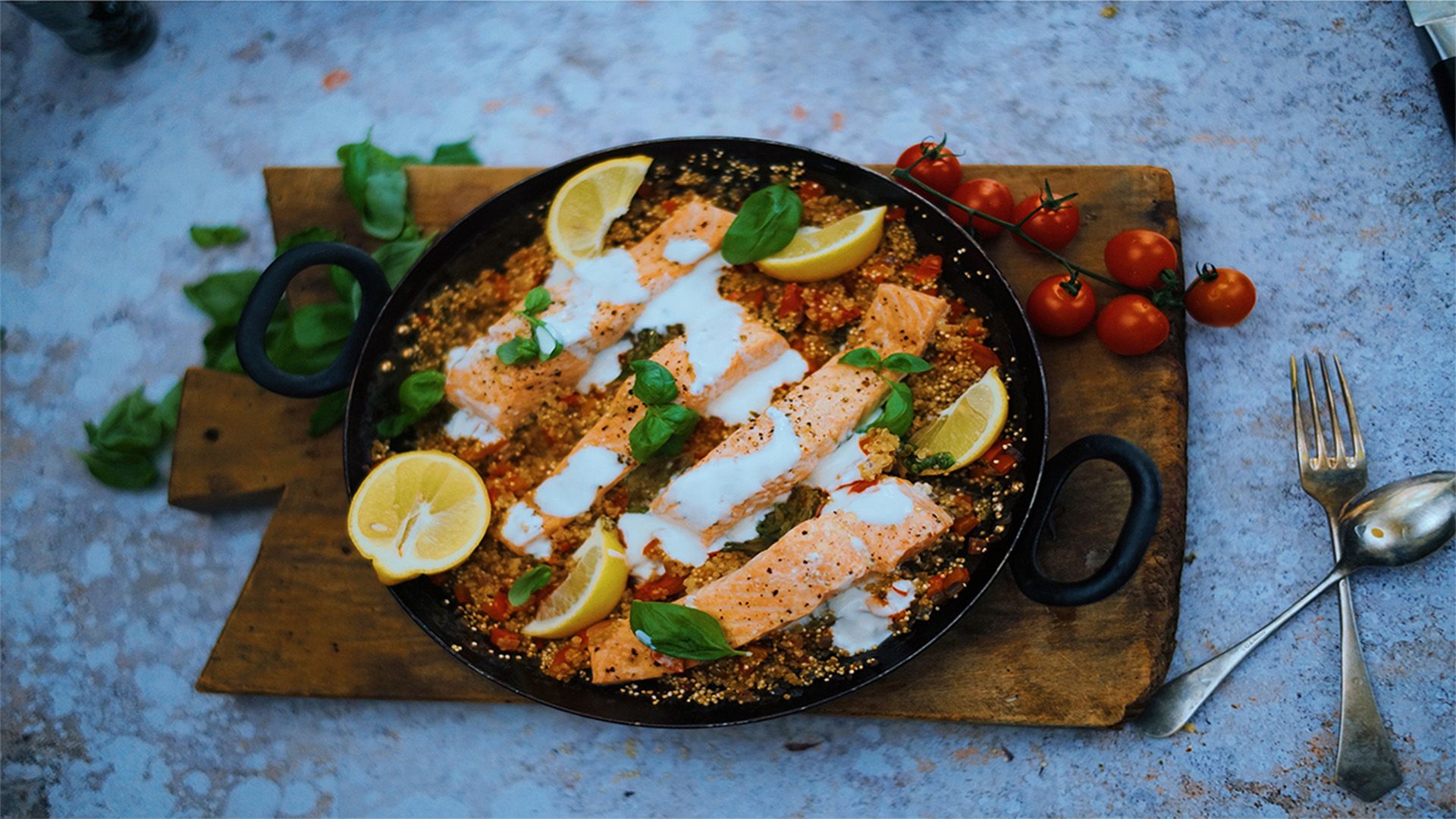 Lachs-Quinoapfanne - One-Pot Gericht