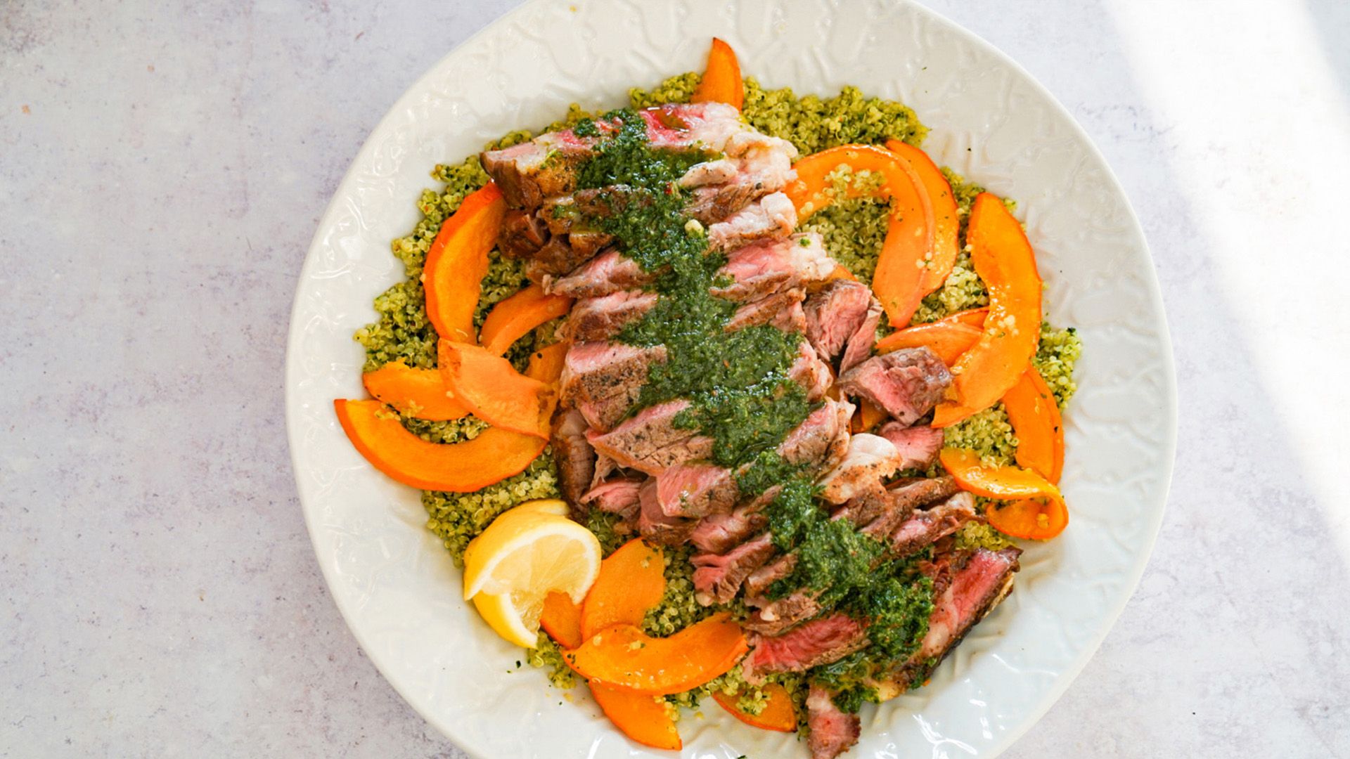 Rib Eye Steak mit Chimichuri-Quinoa Salat
