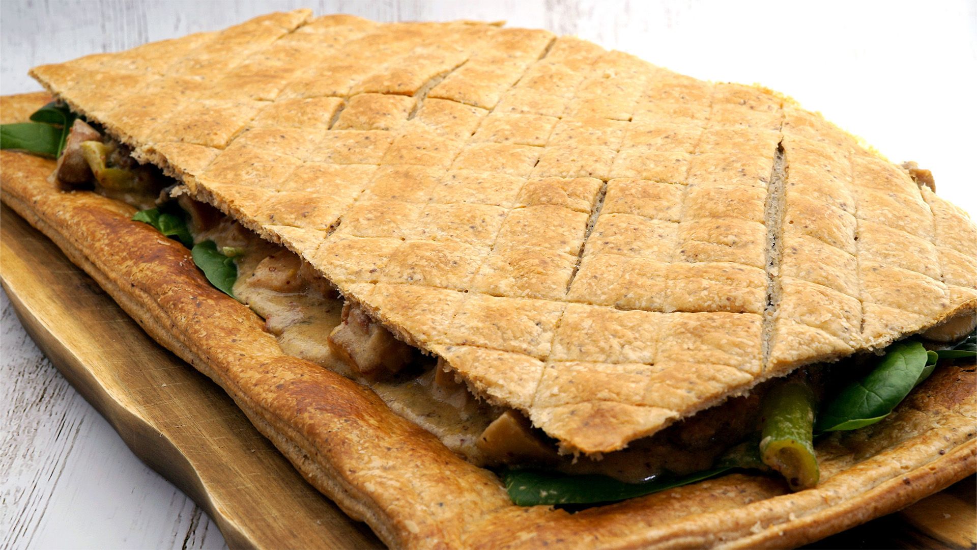 Blätterteig Pastete mit Huhn und Pilzen