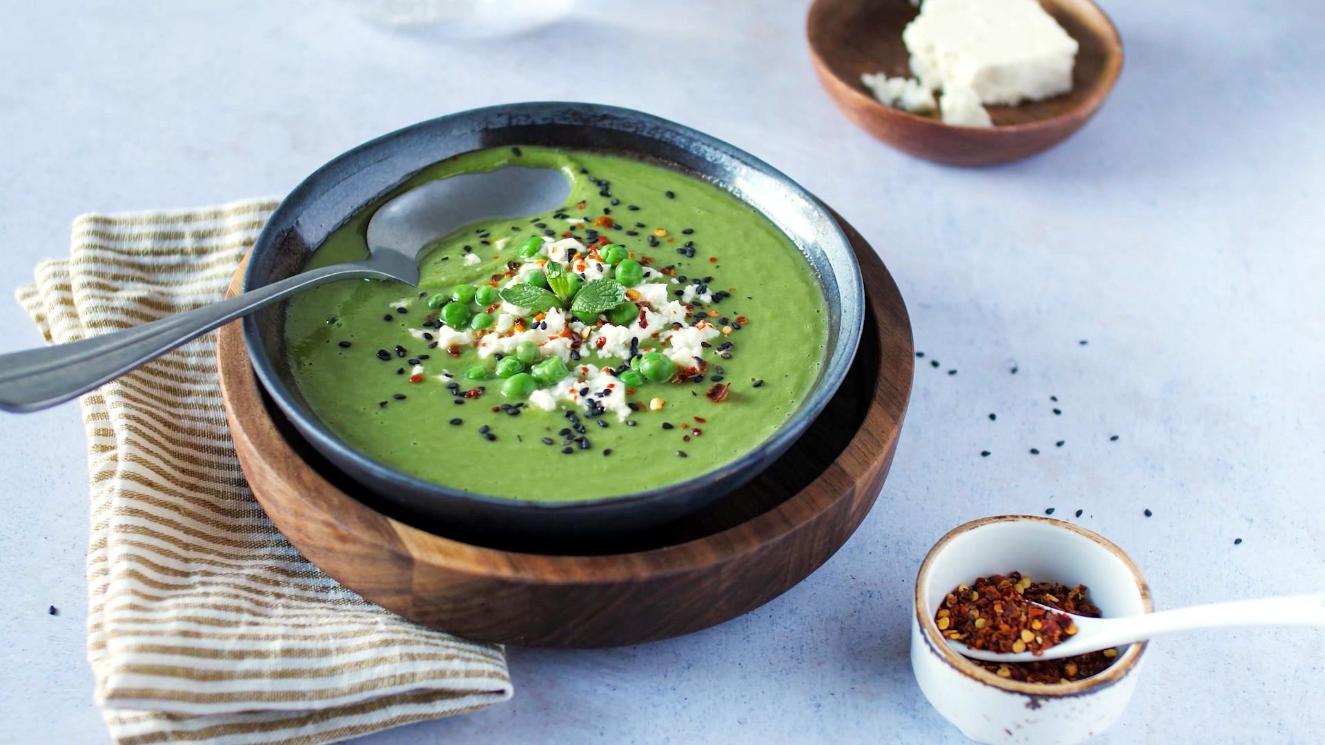Diese Geschmacks-Kombination ist der Wahnsinn! Erbsensuppe Rezept